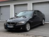BMW 320i Automatik Xenon Sitzheizung Shado... - BMW 320 aus 2011: 320i