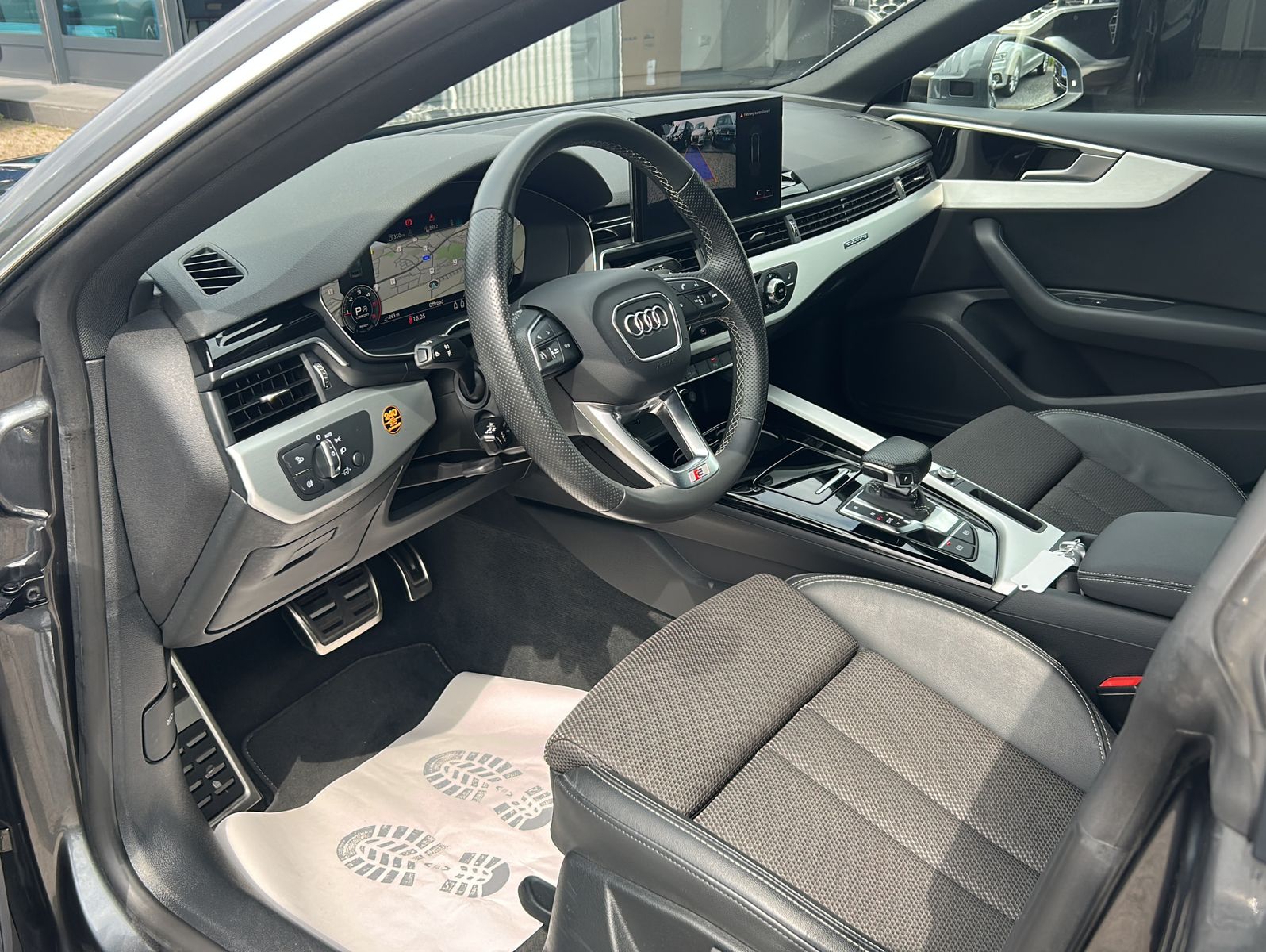 Fahrzeugabbildung Audi A5 40 TDI quattro S-Line