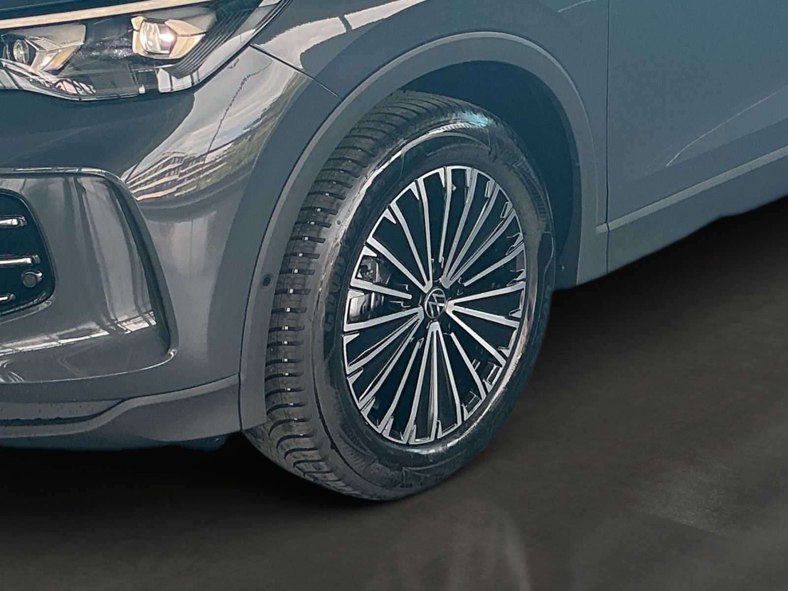 Volkswagen Tiguan - Bild 7