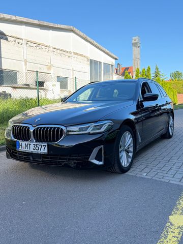 BMW 540d xDrive Touring A -
