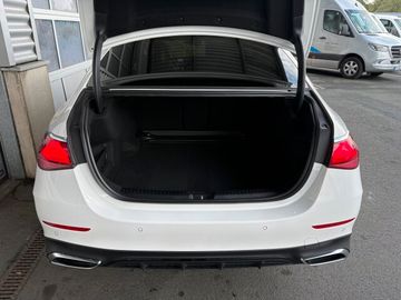 Mercedes E 200 - 9