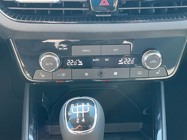 Skoda Fabia IV 1.0 MPI Tour *2xPDC*Bi-LED*CAM*SHZ*TEL*