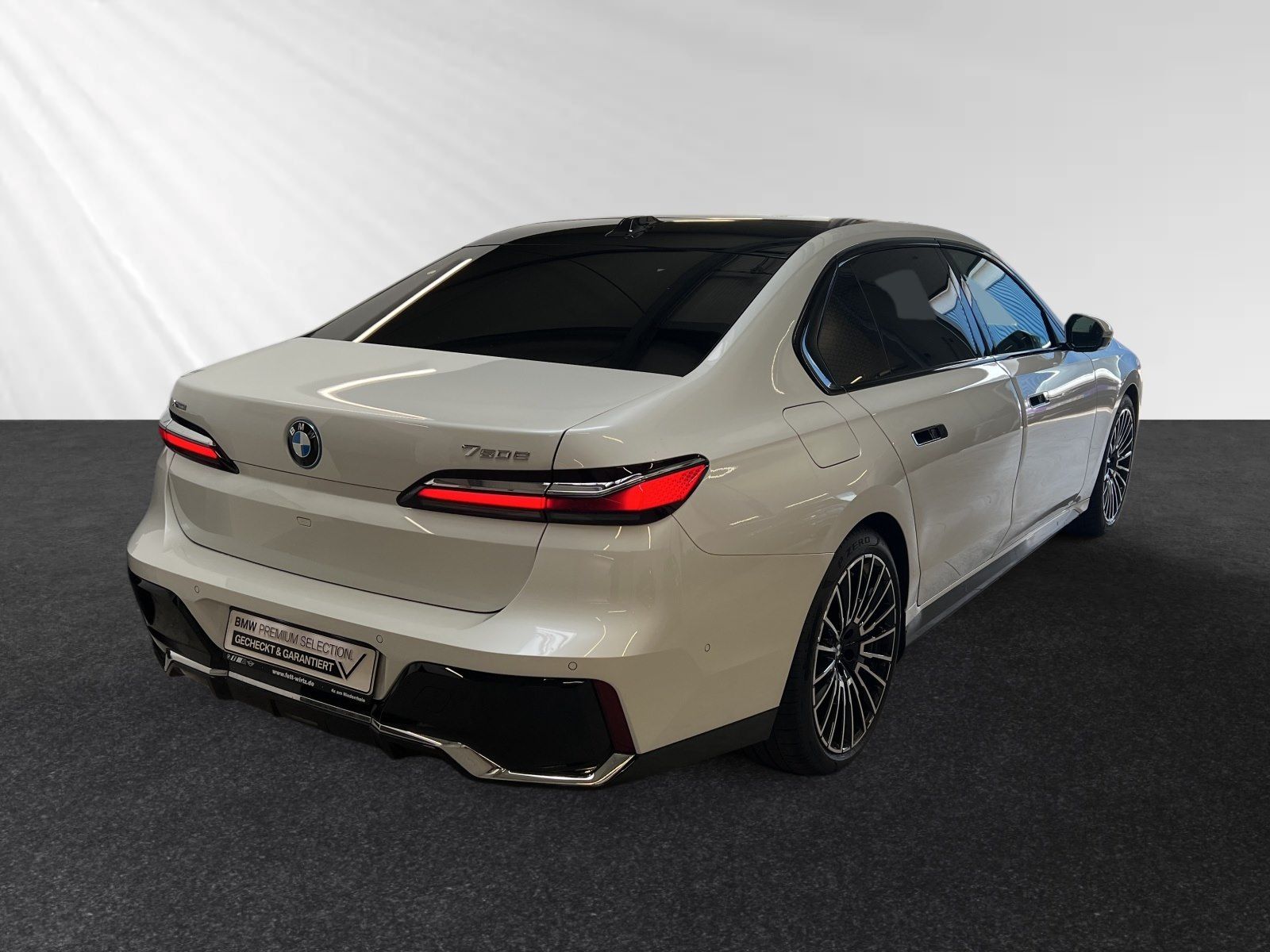 BMW 750e xDrive 179.870,- PersonalPilot TV-Fond foto 3
