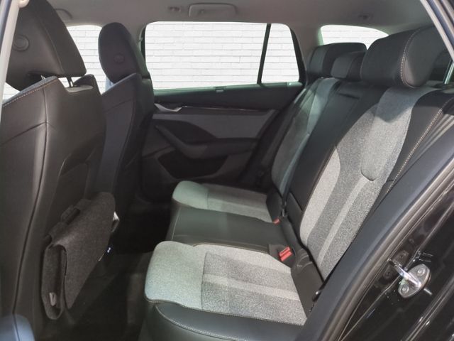 Fahrzeugabbildung SKODA Octavia Combi 1.5 TSI mHEV Balance DSG MATRIX HE