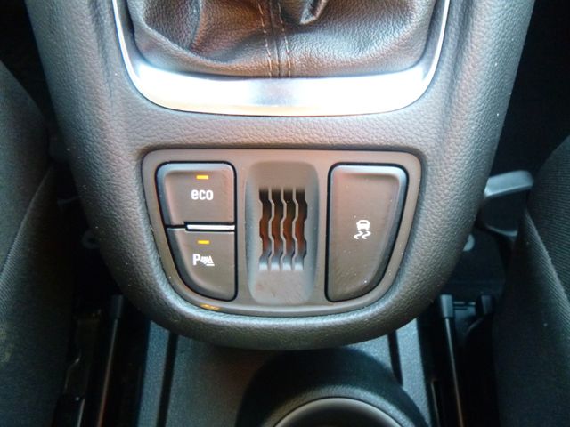 Fahrzeugabbildung Opel Zafira C 1,6 CDTi >Navi/Einparkhilfe/Bluetooth