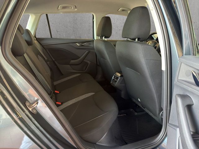 Kamiq / 1.0 TSI / 37.000 km /LED /CarPlay /SHZ