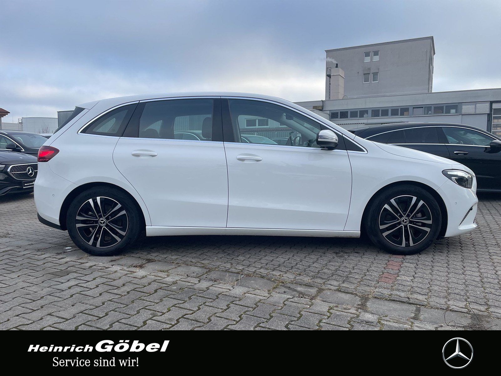 Fahrzeugabbildung Mercedes-Benz B 200 PROGRESSIVE*DISTRONIC*EASY-PACK*TOTWINKEL