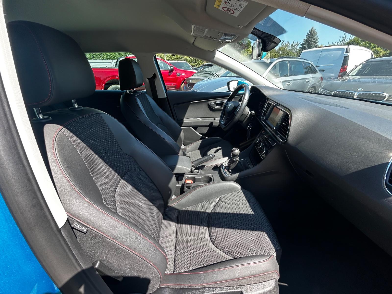 Seat Leon 2015 — photo 20