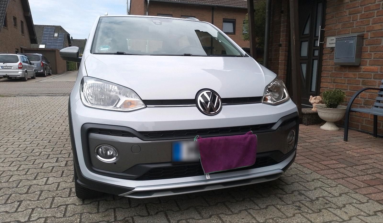 VW VW Cross up!