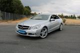 Mercedes-Benz E250 Coupe BlueEfficiency BiXenon Leder Navi PDC