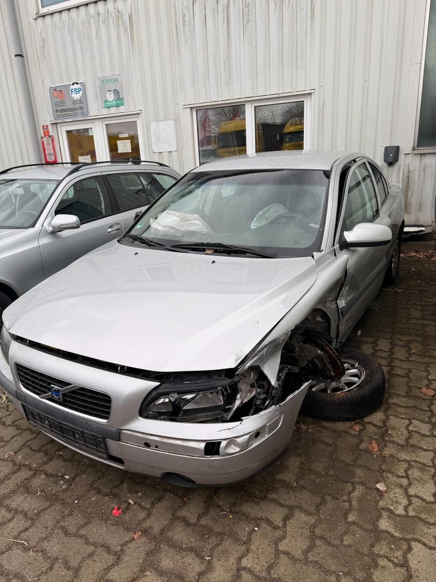 Volvo S60 2.4