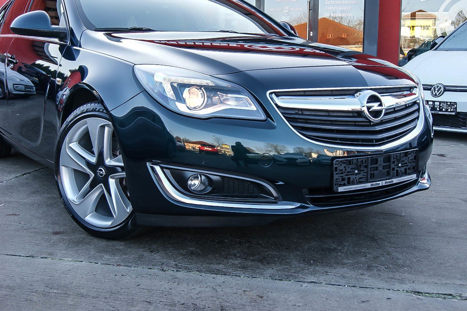 Fahrzeugabbildung Opel Insignia ST 16 SIDI Turbo SPORT OPC NAVIGATION