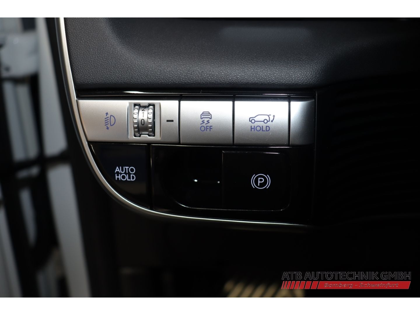 Fahrzeugabbildung Hyundai IONIQ 5 77,4 kWh UNIQ 98,8% SOH HUD Panorama Nav