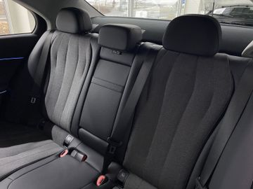 Mercedes E 200 - 9