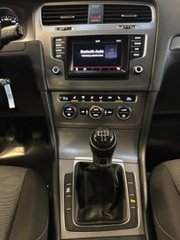 Volkswagen Golf VII Lim. Sound Start-Stopp *Navi*Kamera*