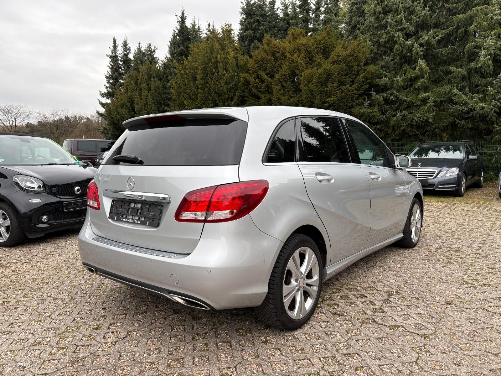Mercedes-Benz B 200 B B 200 AUTOMATIK URBAN LEDER NAVI KAMERA