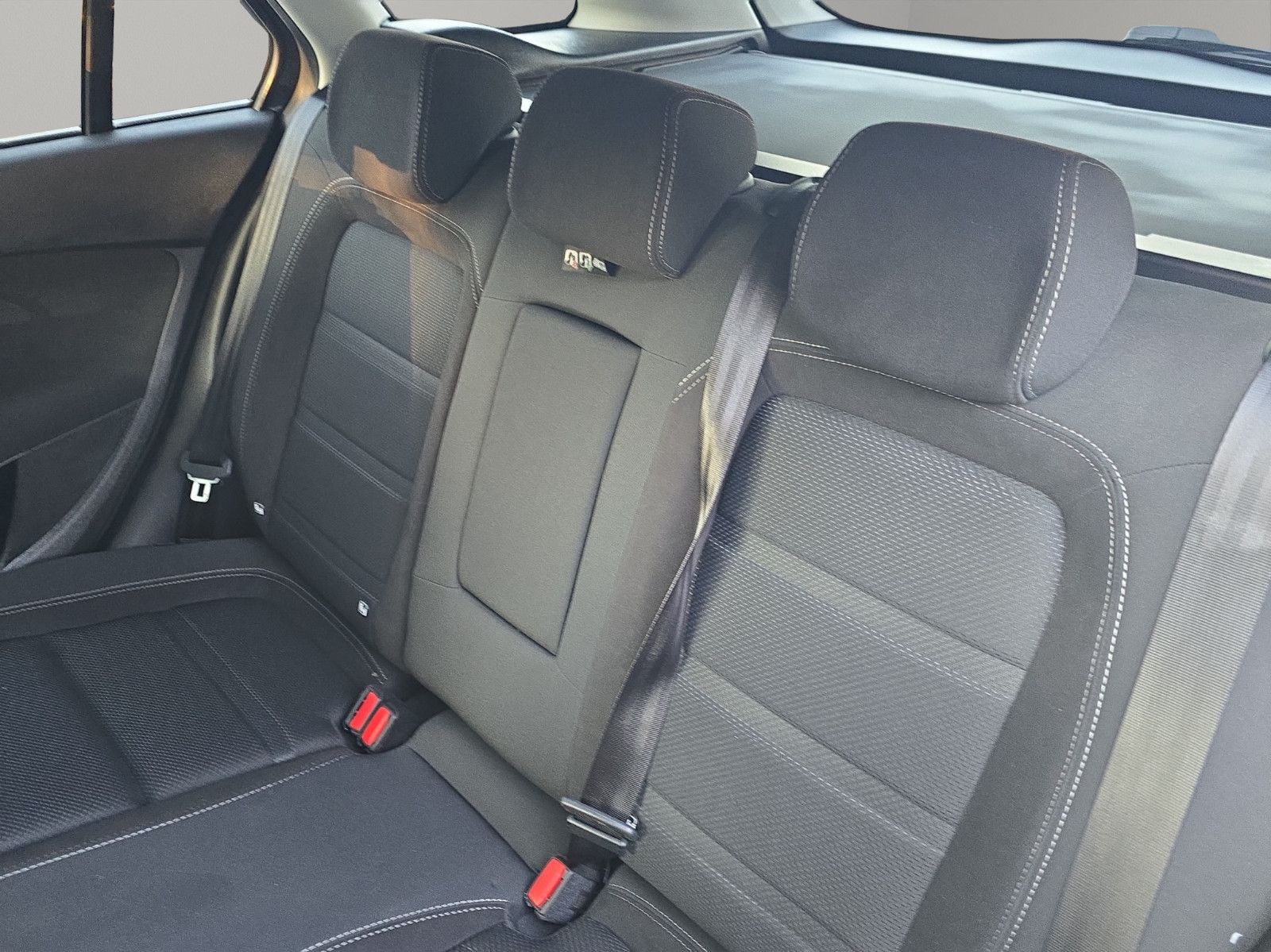 Fahrzeugabbildung Fiat Tipo Lounge Automatik Kamera LED  Navi  PCD