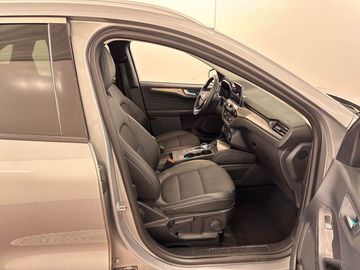 Ford Kuga - 9