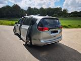 Chrysler Pacifica Hybrid  "Vollausstattung" - Chrysler Pacifica mit Hybrid-Antrieb