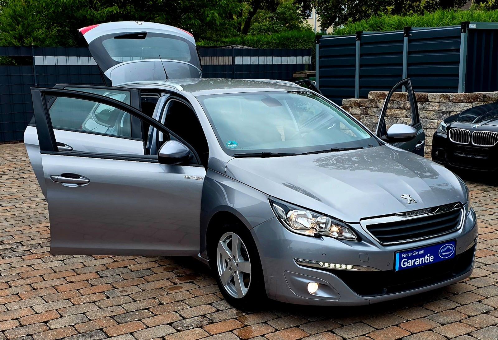 Peugeot 308 2015 — photo 13