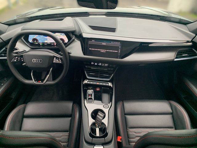 S e-tron GT QUATTRO MATRIX+PANO+WABEN+KAMERA+HUD