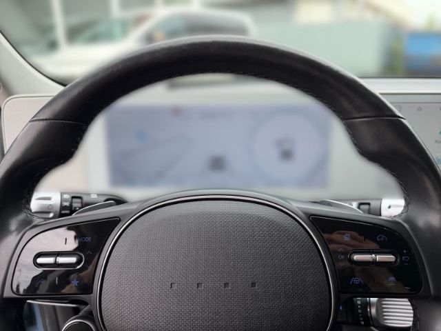 Fahrzeugabbildung Hyundai IONIQ 5 Uniq Elektro +KLIMA+LEDER+NAVI+RFK+UVM+