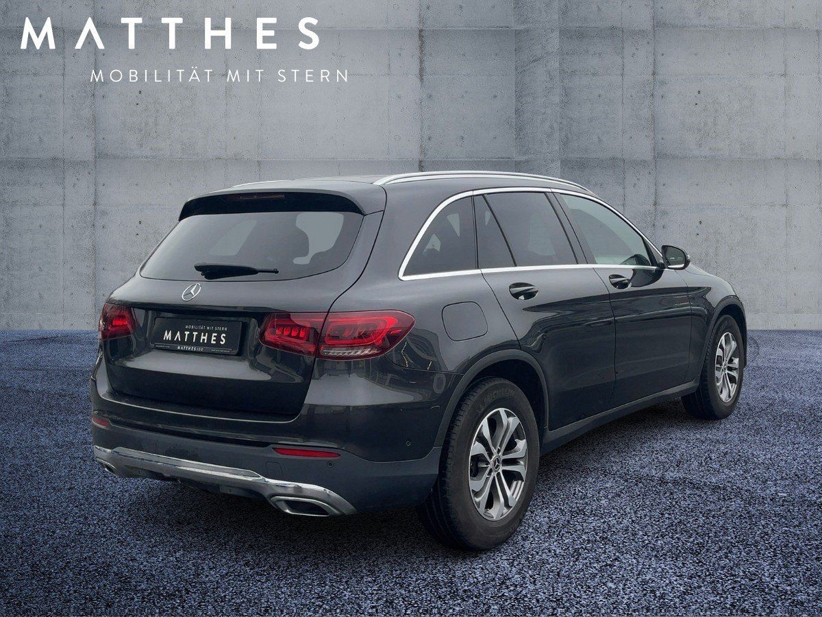 Fahrzeugabbildung Mercedes-Benz GLC 220 d 4M LED/Tempomat/Kamera/AHK