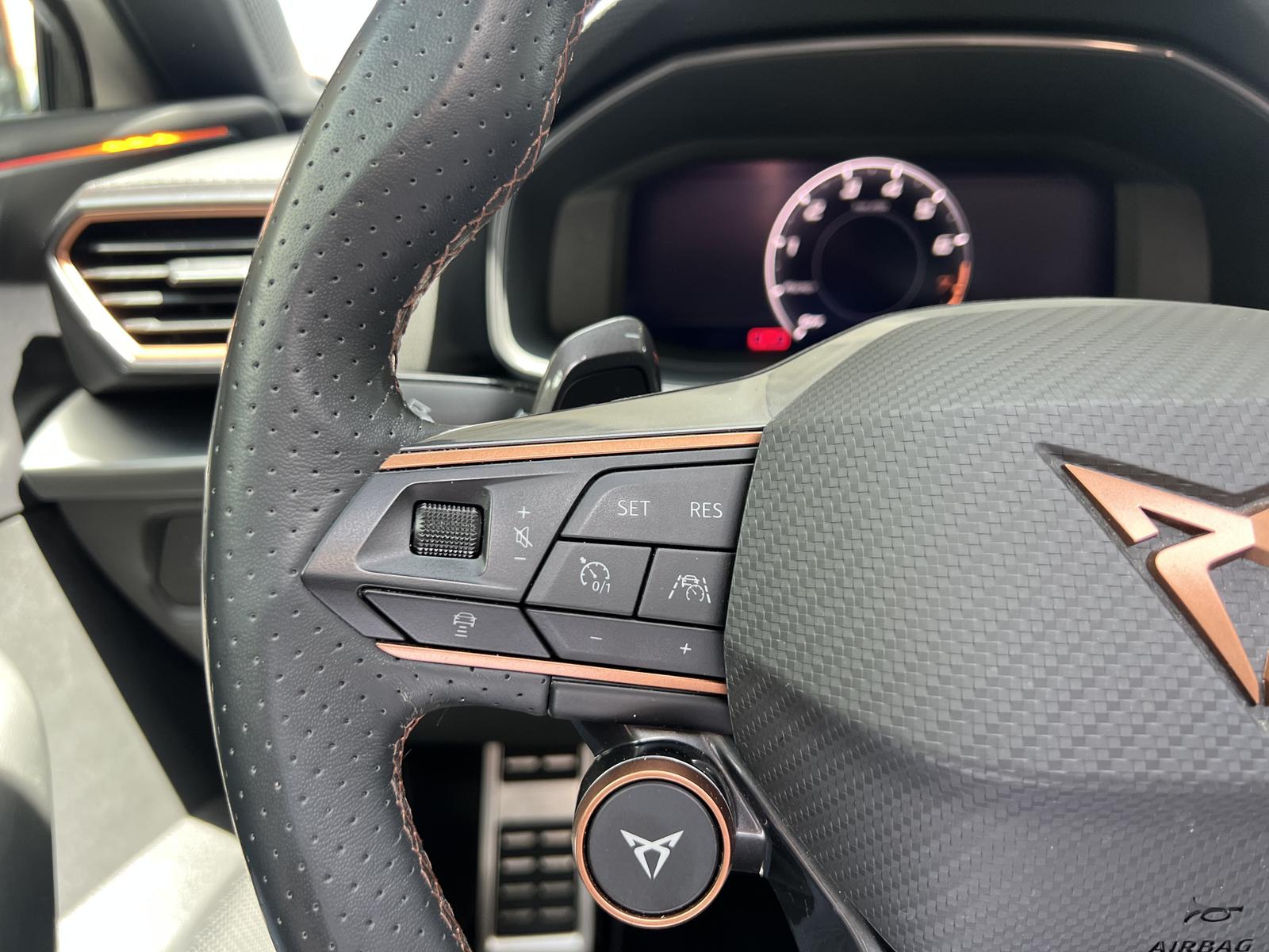 Cupra Leon VZ SP 2.0 TSI Panorama AHK FullLink Memory, миниатюра 10