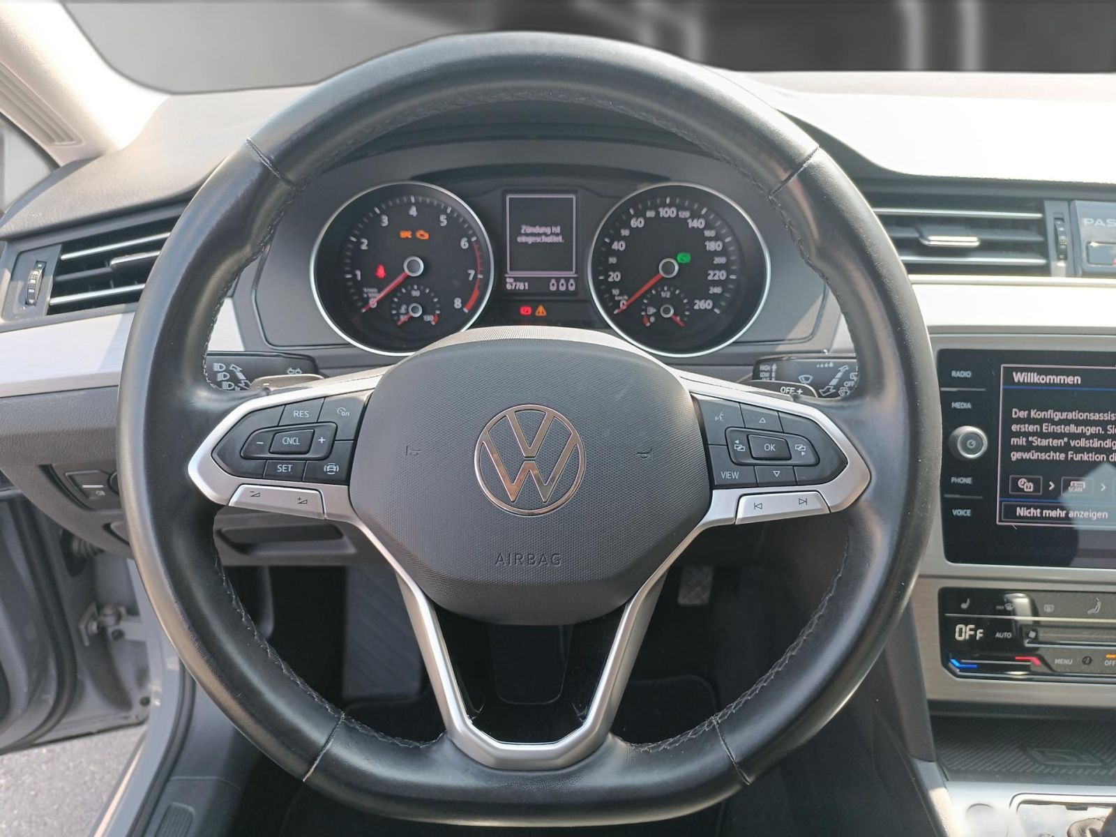 Volkswagen Passat Variant - Bild 10