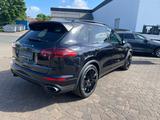 Porsche Cayenne Diesel, Luftfederung, Panorama, AHK,PDLS - Porsche Gebrauchtwagen von 2015