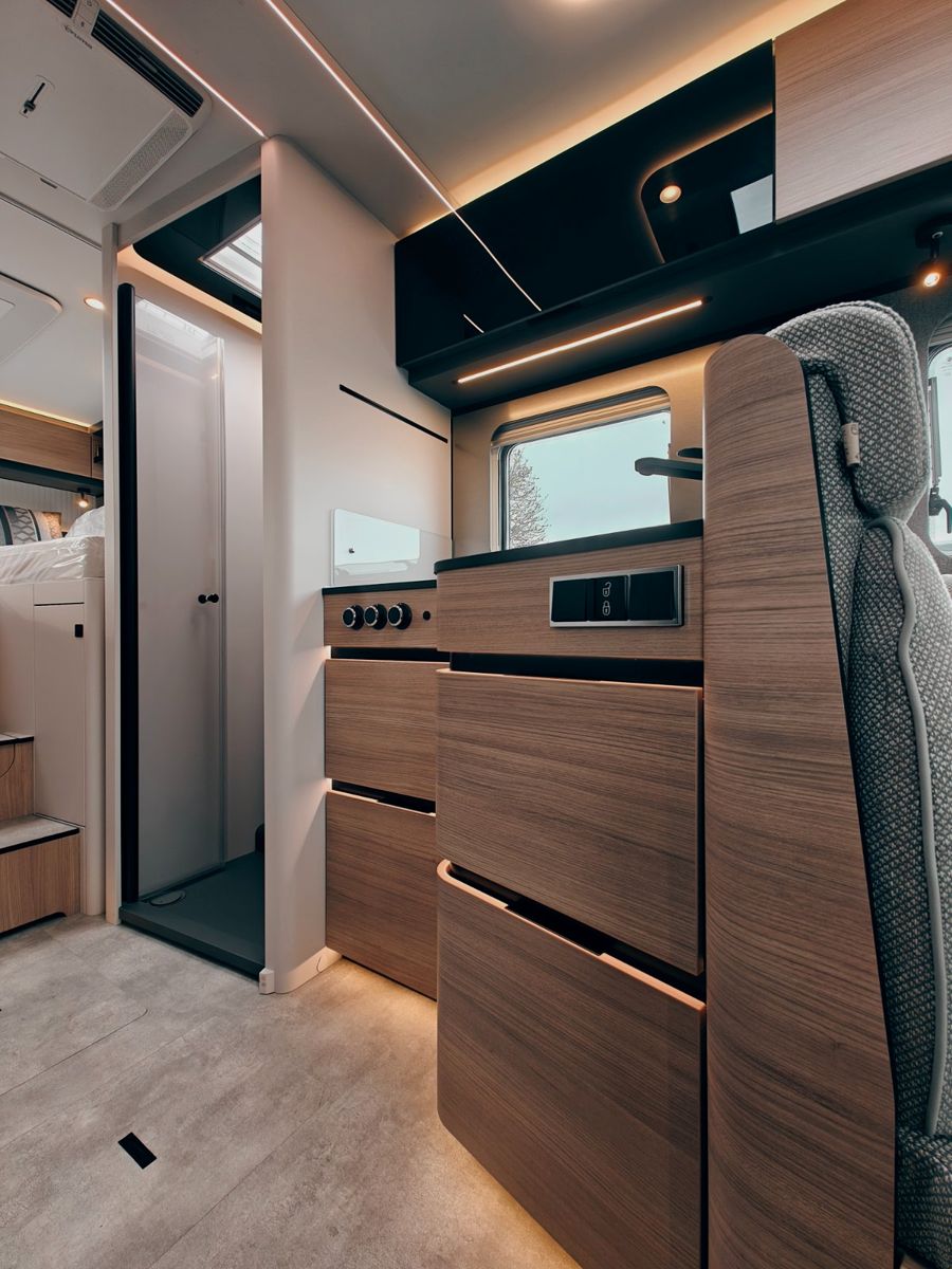 Fahrzeugabbildung HYMER / ERIBA / HYMERCAR B-KLASSE MC T 680 PREMIUM - SOFORT LIEFERBAR!