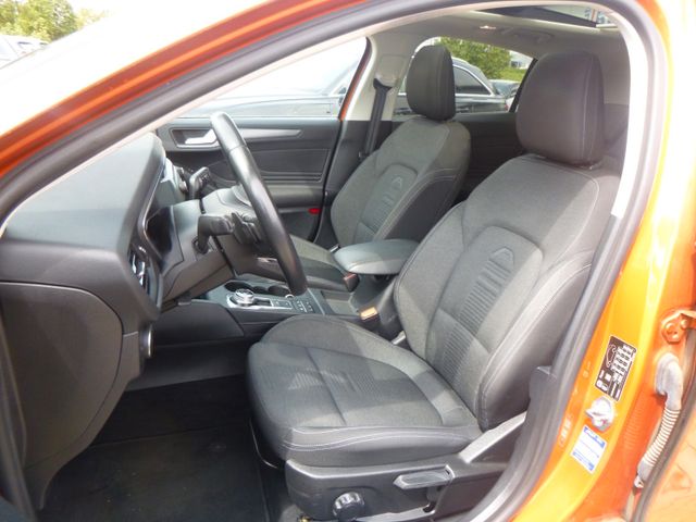 Fahrzeugabbildung Ford Focus ACTIVE 1,5 EcoB >AUT/Headup/NAV/LED/PAN<