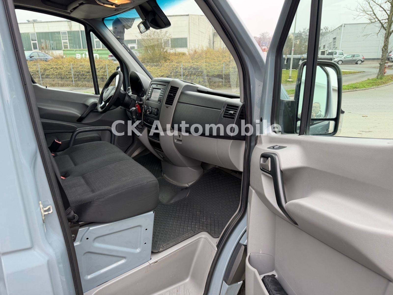 Fahrzeugabbildung Mercedes-Benz Sprinter II Kasten 316 CDI Autom./Navi/Bi-Xenon