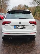Volkswagen Tiguan 2.0 TSI R-Line OPF 140kW DSG 4MOT  - Volkswagen Tiguan: 140