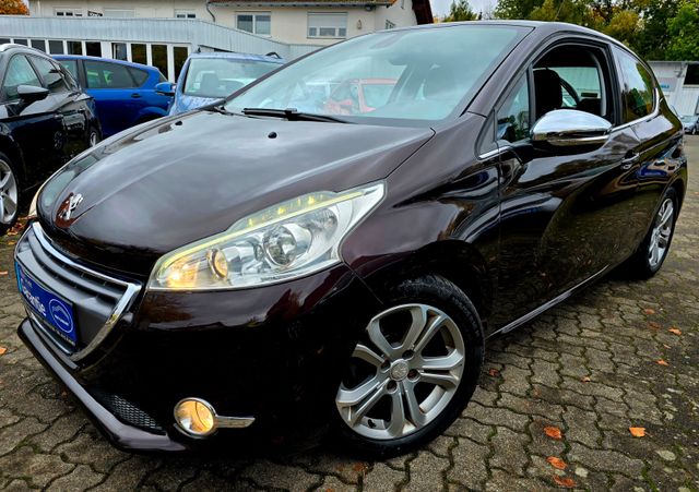 Peugeot 208 Allure LEDER SCHECKHEFT TÜV NEU