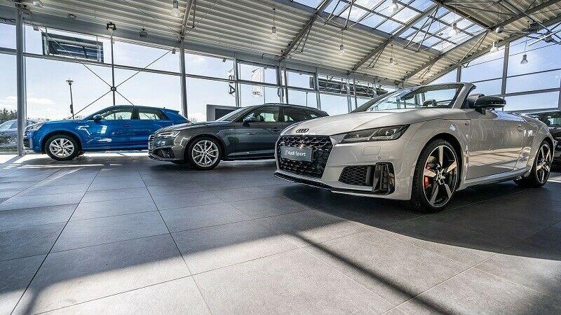 showroom-image-bottom