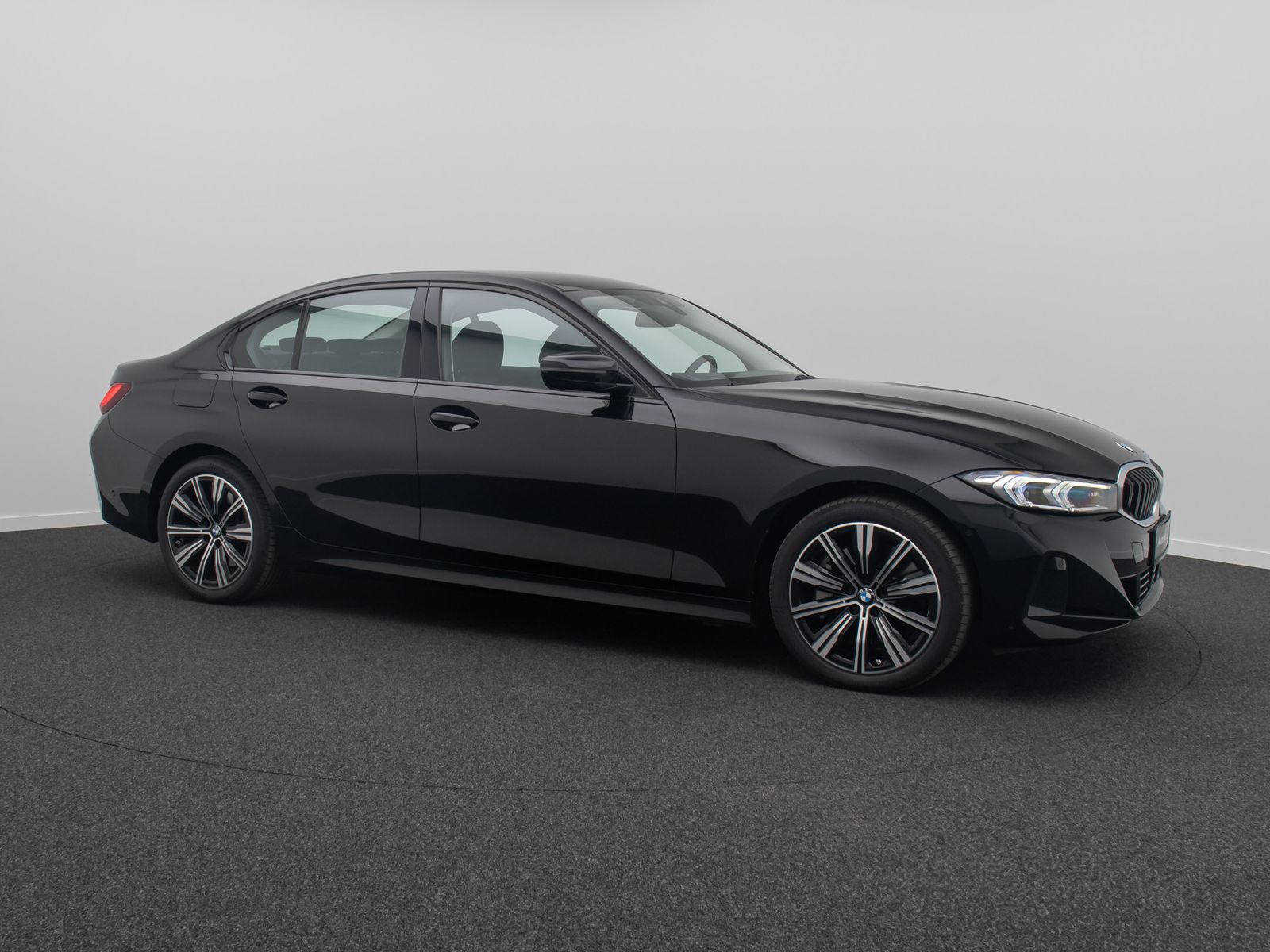 Fahrzeugabbildung BMW 330i Stop&Go DAB Kamera Standhzng Fernlic 18Zoll