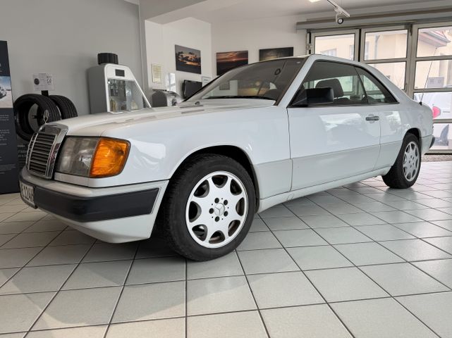 Mercedes-Benz 230 CE Automatik