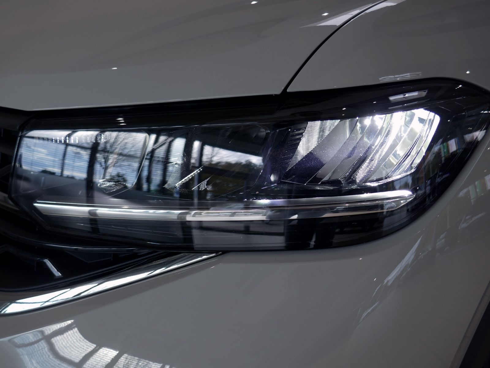 Fahrzeugabbildung Volkswagen T-Cross GOAL 1.0 TSI DSG | LED RFK ACC Navi