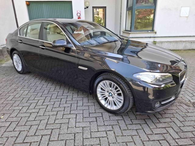 BMW BMW 520 d Luxury Automatic-Led-Pelle-Navi