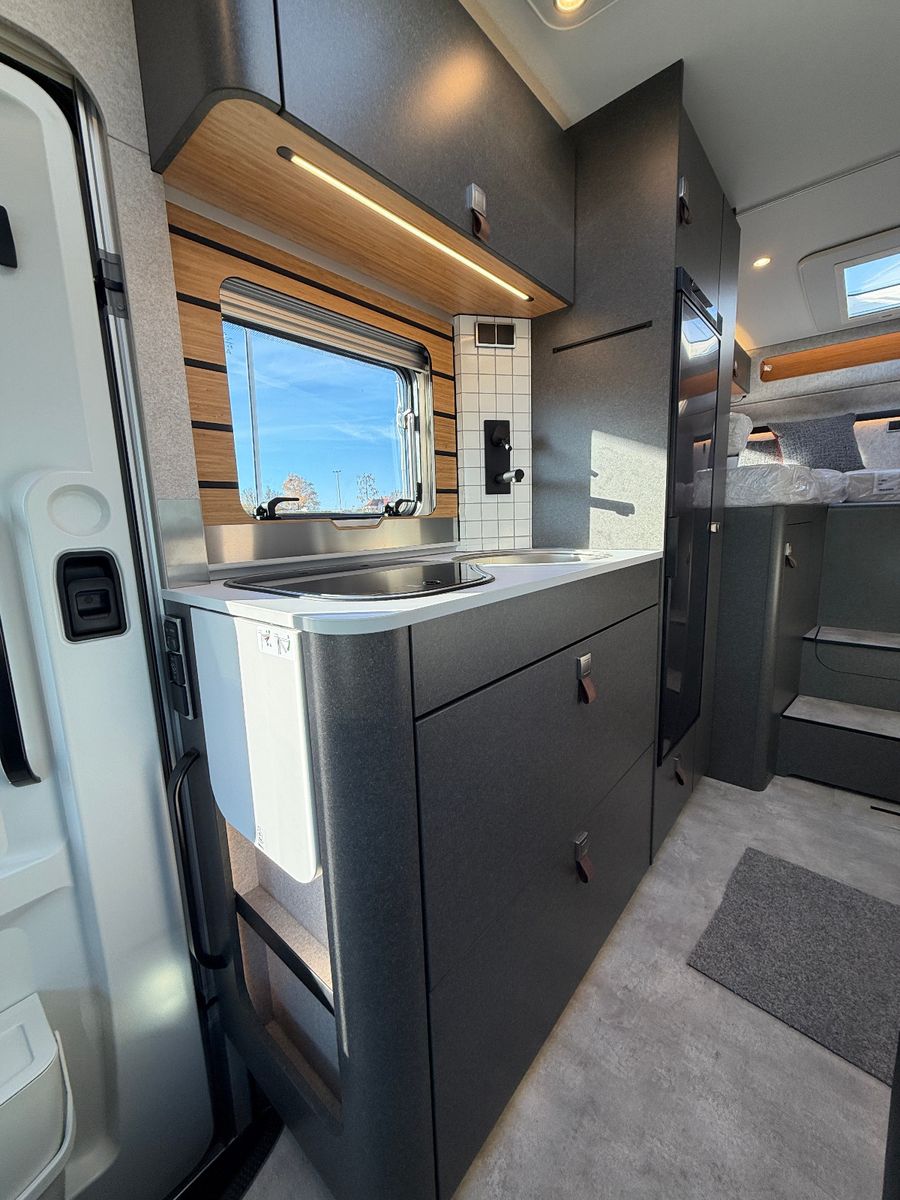 Fahrzeugabbildung HYMER / ERIBA / HYMERCAR ML-T 580 - Crosstrail