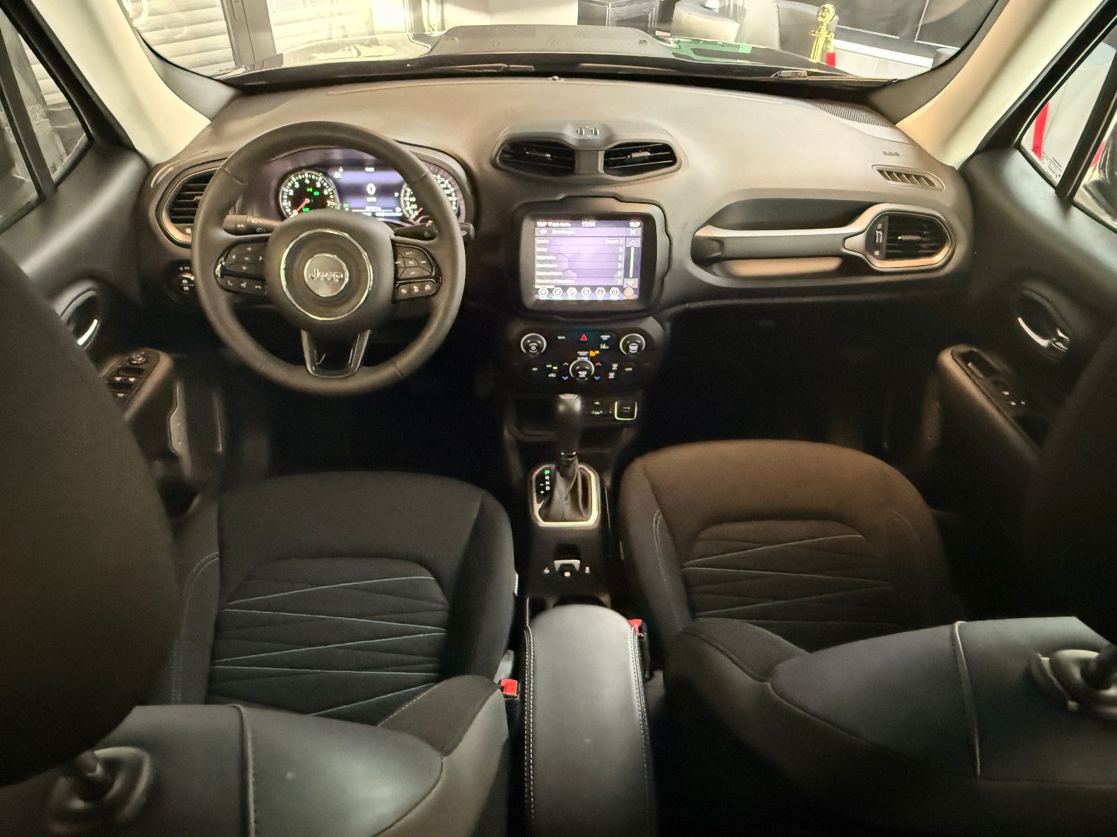Fahrzeugabbildung Jeep Renegade Longitude Mild-Hybrid FWD/KAMERA/AUTOMA