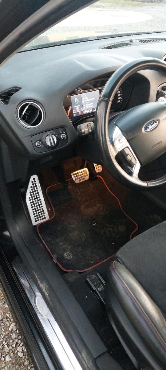 Ford Mondeo 2013 — photo 15