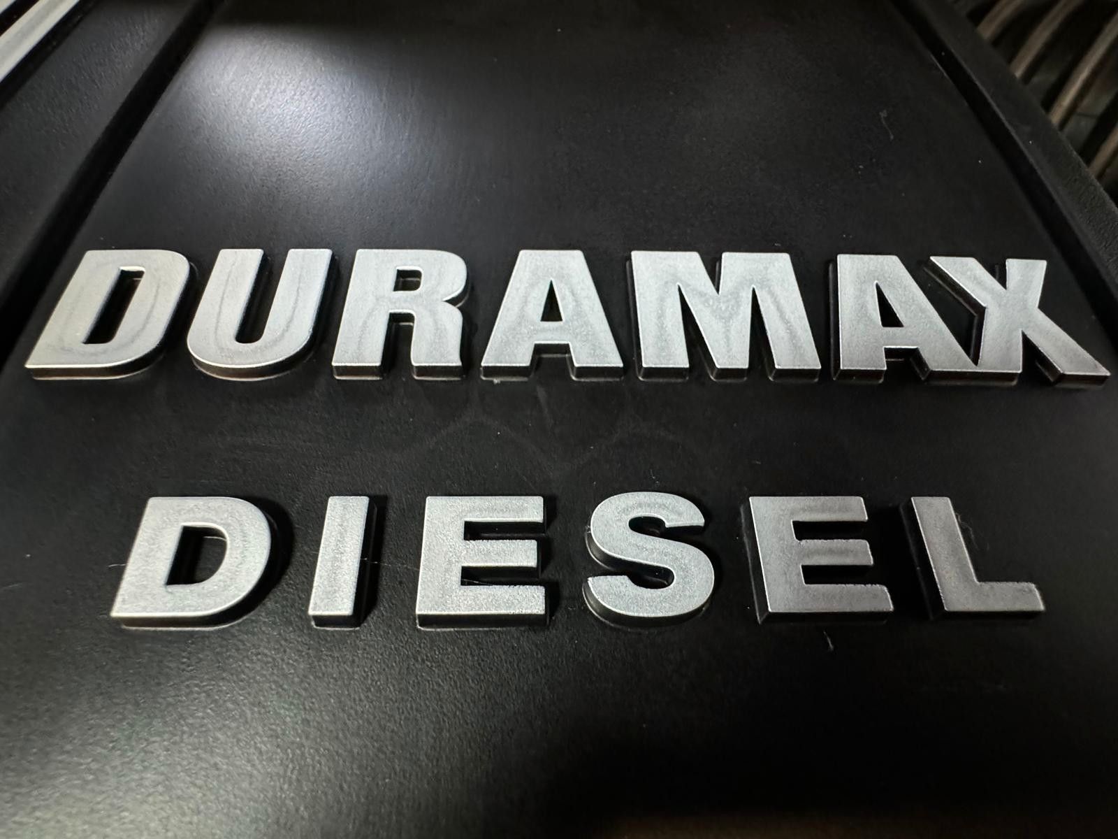 Fahrzeugabbildung Chevrolet 2026 SILVERADO DURAMAX DIESEL 4x4 HIGH COUNTRY