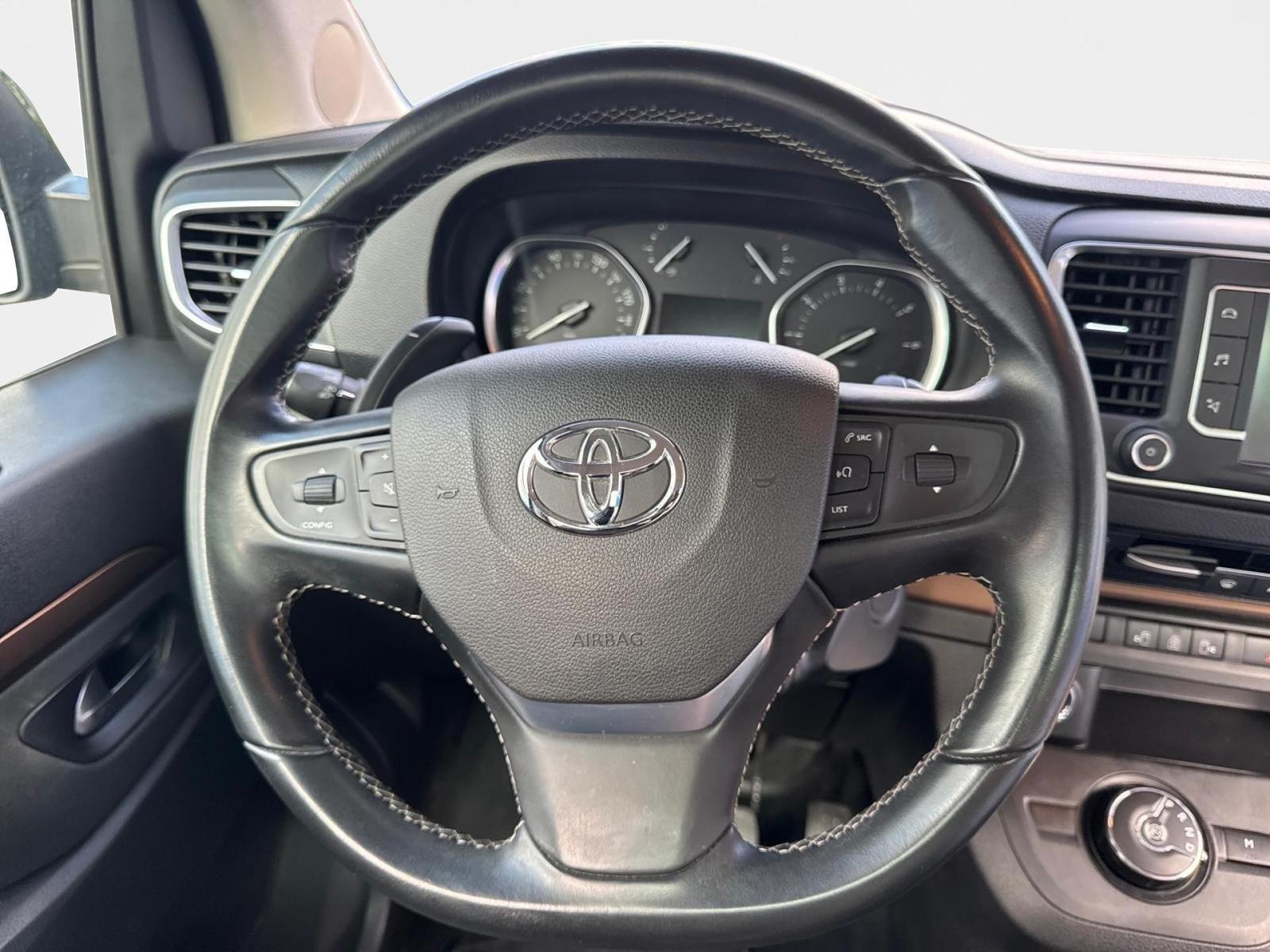 Toyota Proace Verso 2.0 D-4D L1 Team D AHK beide. Tü...