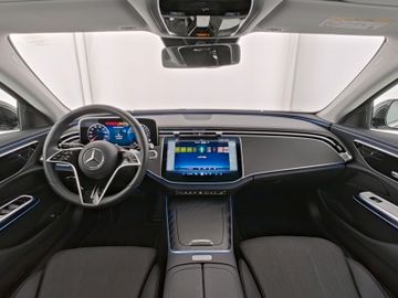 Mercedes E 300 - 7