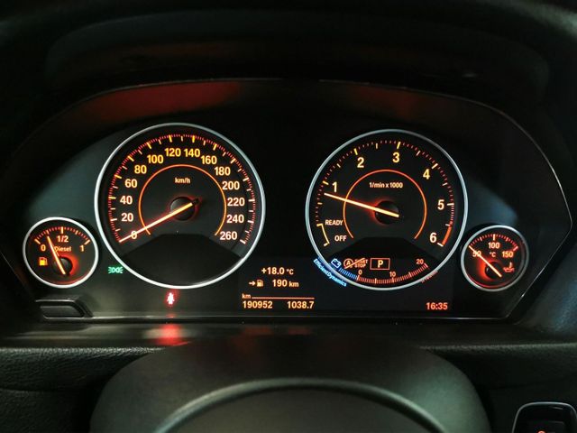 BMW 320 xDrive M Sportpaket Navi Leder PDC 2HAND 19"