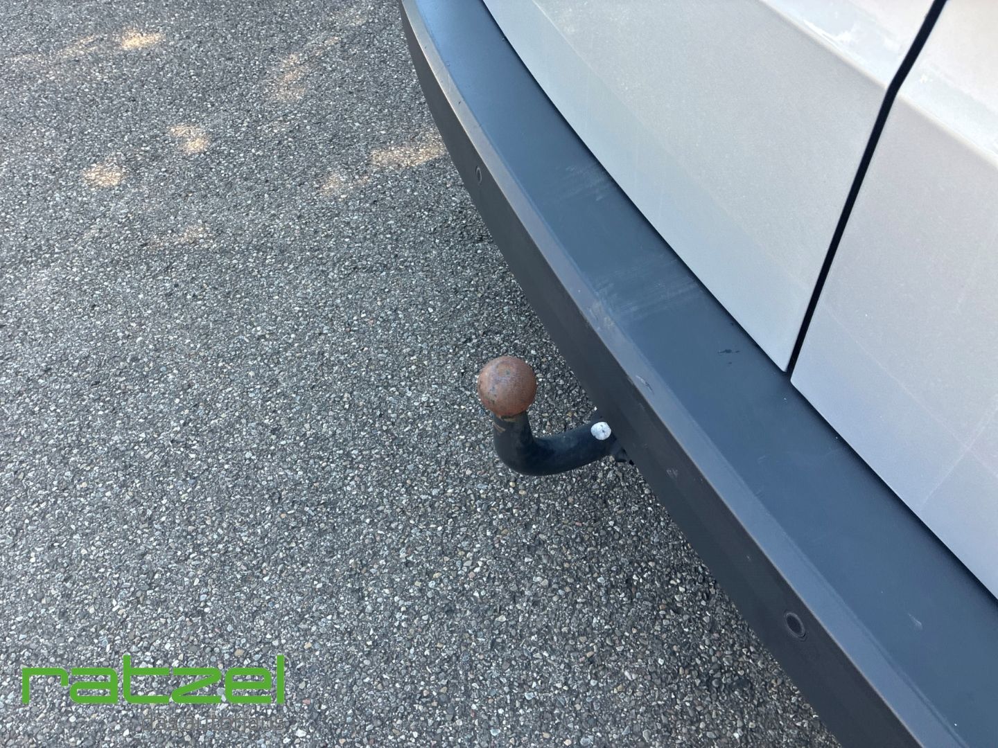 Fahrzeugabbildung Volkswagen Caddy Cargo Kasten 4MOTION AHK Navi WLAN