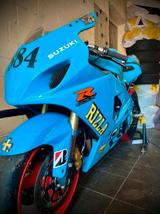 Suzuki GSX-R 750 K5 - SUZUKI BENZIN RENNSPORT GSX R