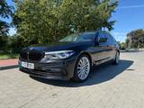 BMW 530d Touring Sports Line Standh HUD 360 ACC